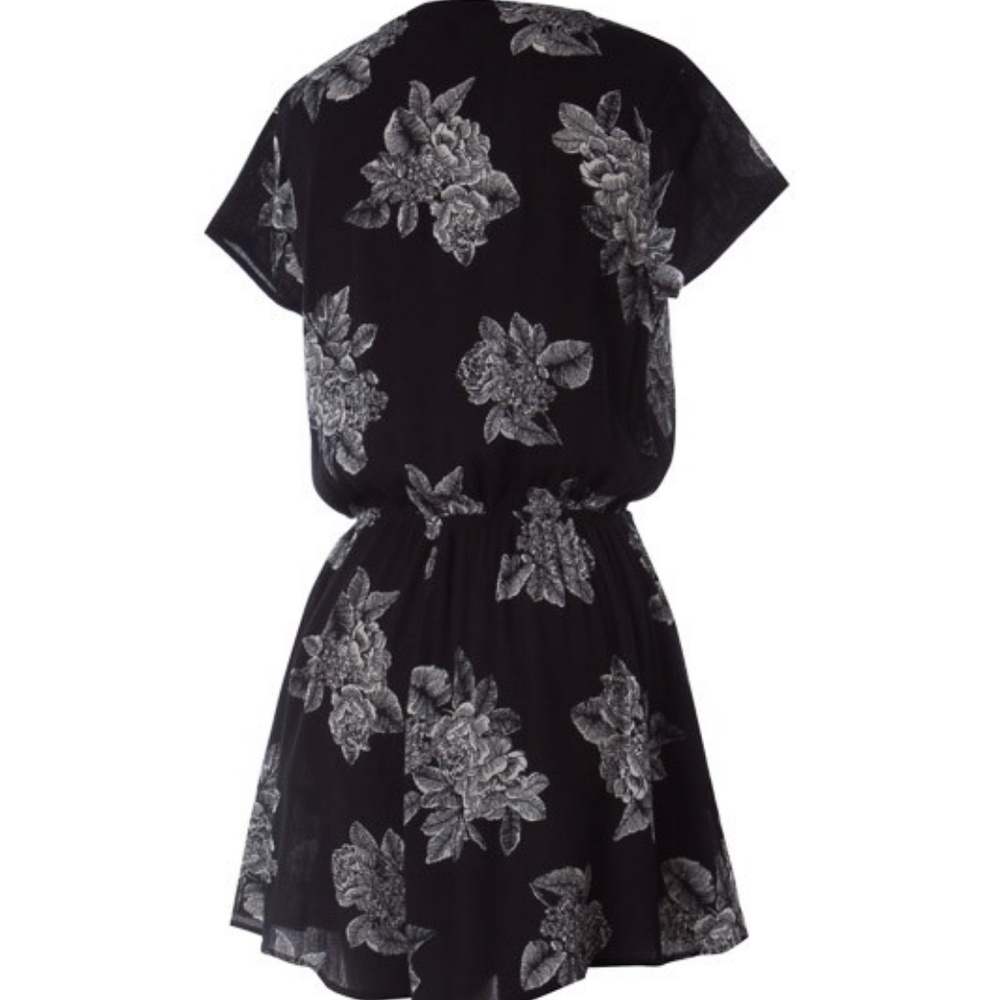 LAST ONE! Black & White Floral Print Romper - Picture 4 of 5